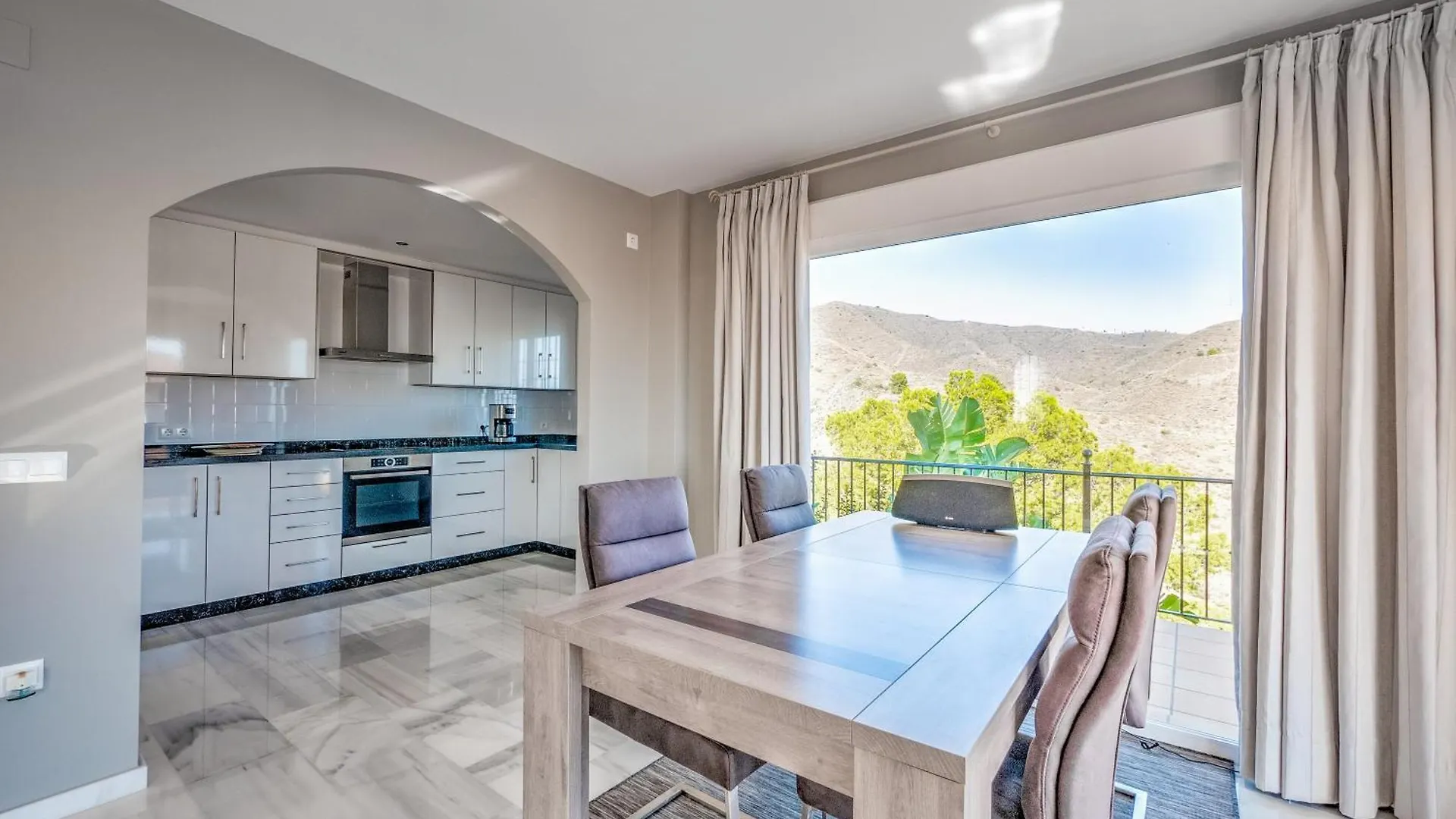 Beautiful Villa With Private Heated Pool In Nerja Torrox Spanyolország