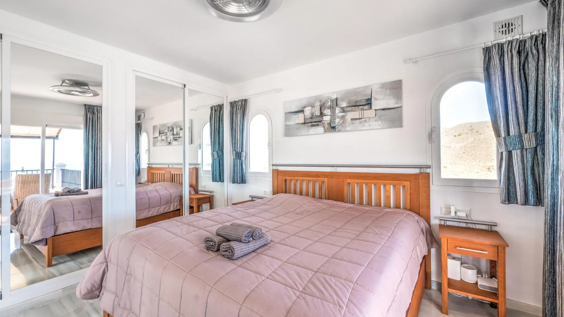 Beautiful Villa With Private Heated Pool In Nerja Torrox 0*,
